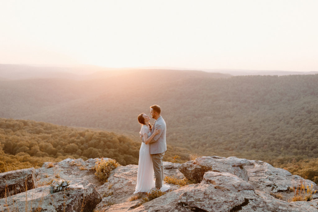 the best places to elope in arkansas